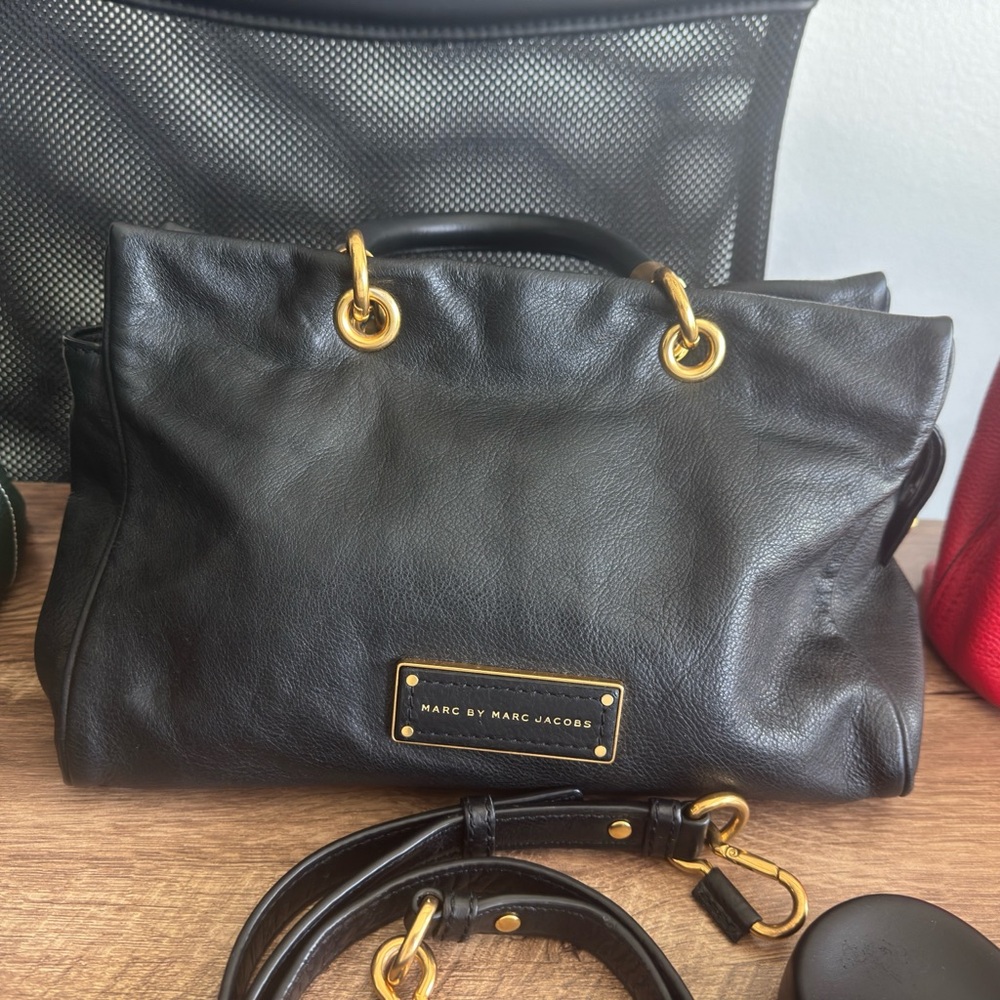 Marc by Marc Jacobs Too Hot to Handle satchel bag in black